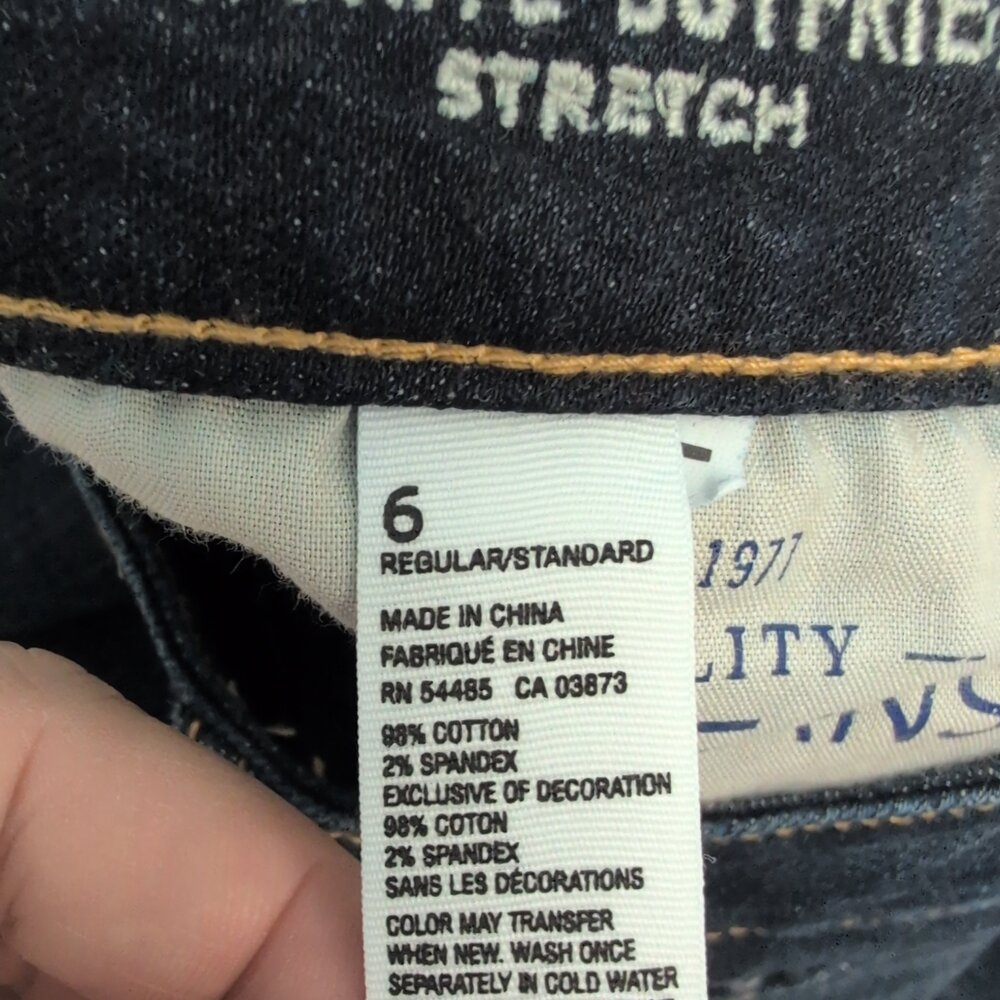 American Eagle Boyfriend Jeans Dark Wash Size 6 - Picture 13 of 13